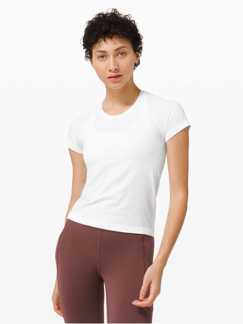Lululemon Swiftly Tech Short Sleeve 2.0 White Sz 10 EUC $68 MSRP Summer Seamless